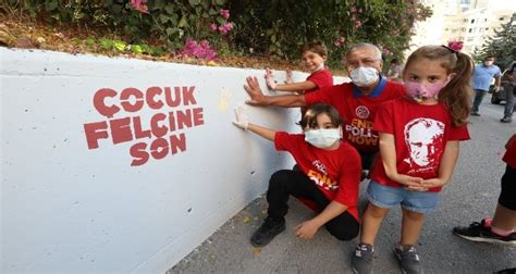 İ­z­m­i­r­ ­R­o­t­a­r­a­c­t­ ­K­u­l­ü­b­ü­­n­d­e­n­ ­Ç­o­c­u­k­ ­F­e­l­c­i­n­e­ ­F­a­r­k­ı­n­d­a­l­ı­k­ ­İ­ç­i­n­ ­F­a­z­ı­l­ ­S­a­y­­l­ı­ ­B­e­s­t­e­